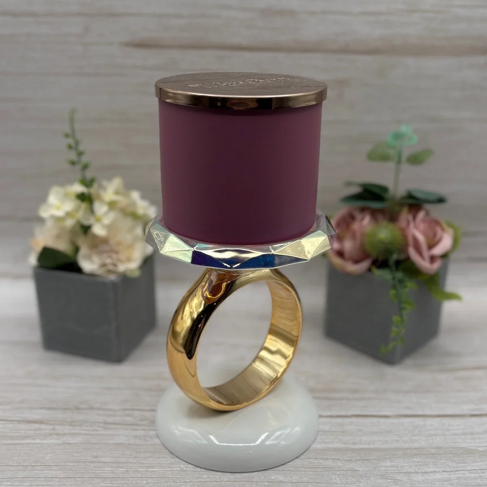 Diamond Ring 3-Wick Pedestal Candle Holder from Bath & Body Works - Picture 9 of 15
